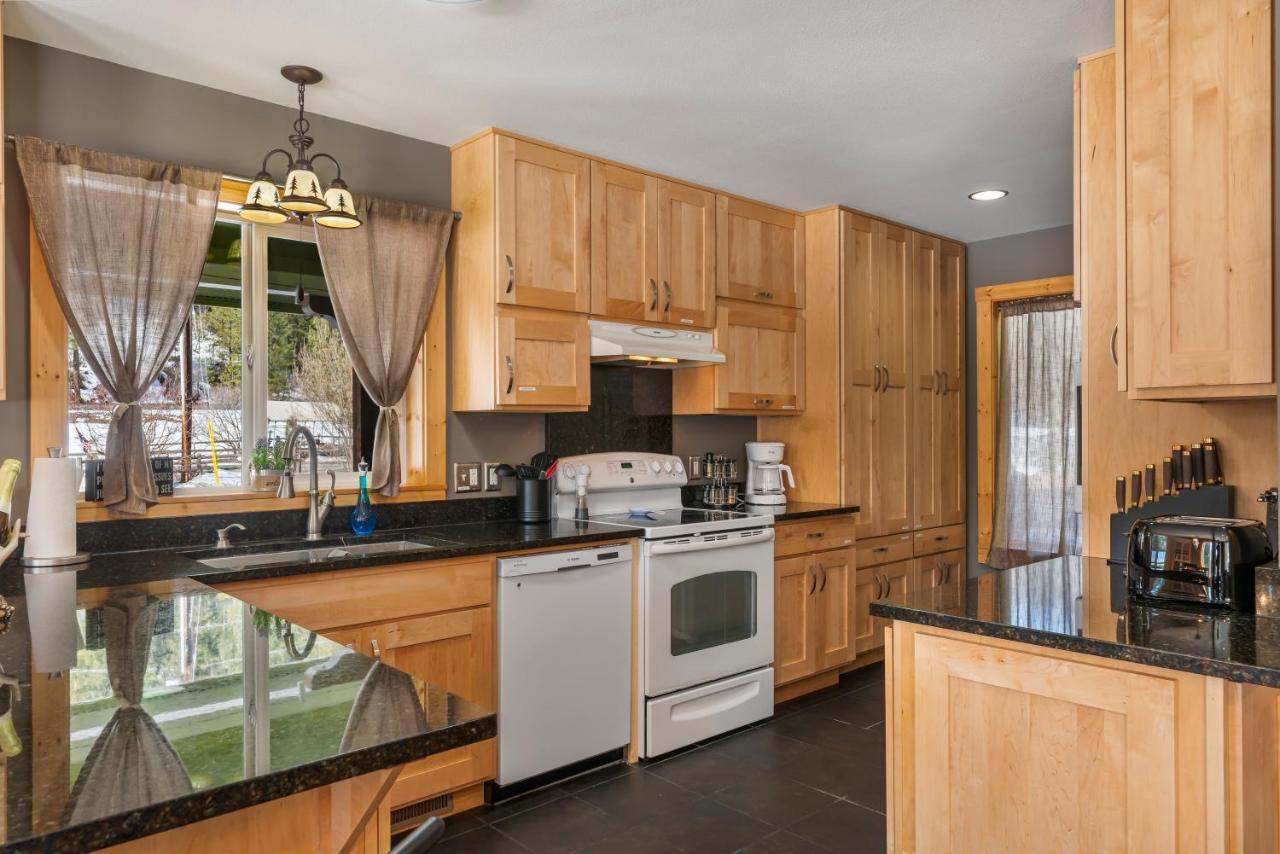 Wander Inn, 4 Bedroom 2 Bath, 5 Min To Downtown, Custom Home ليفينورث المظهر الخارجي الصورة